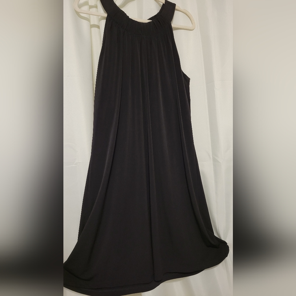 Calvin Klein knee length  no sleeve dress